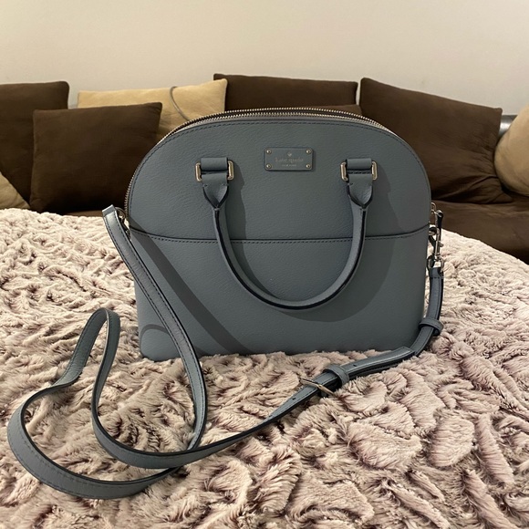 kate spade Handbags - Kate Spade crossbody bag